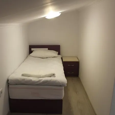 Guest house мишурови
